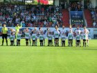 Die E-Jugend Fußballer mit den Profis der Würzburger Kickers<br><small>Uwe Baur</small>